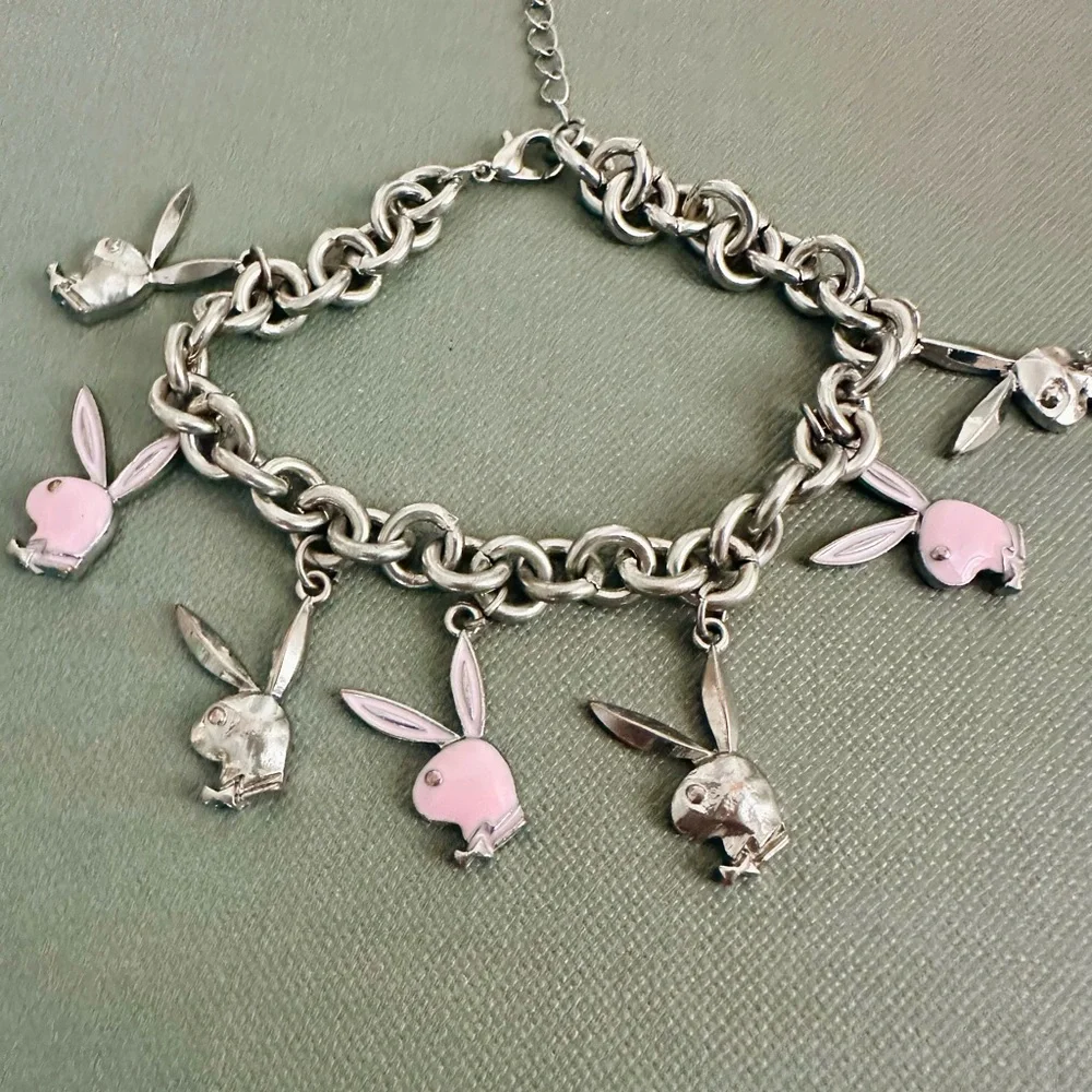 🥂SOLD🥂Vintage PLAYBOY Silver Chain Bracelet with Signature Pink Bunny Charms - Picture 2 of 3